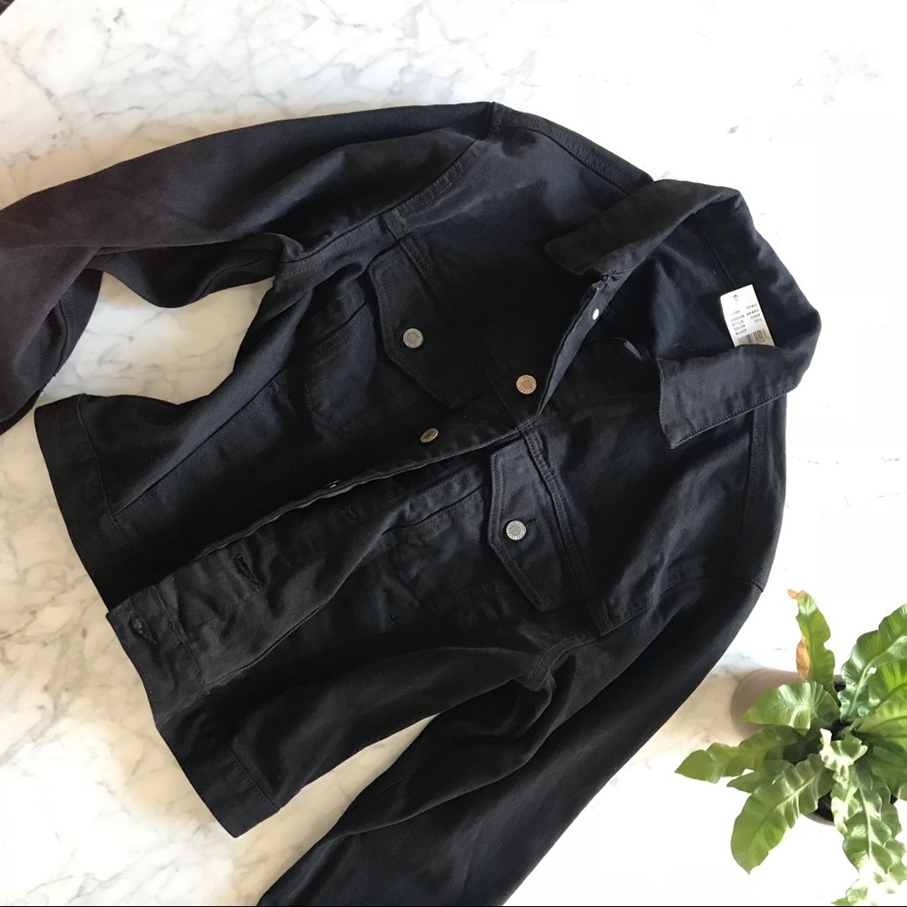 Brandy Melville Black Kaylee Denim Jacket - Picture 7 of 7